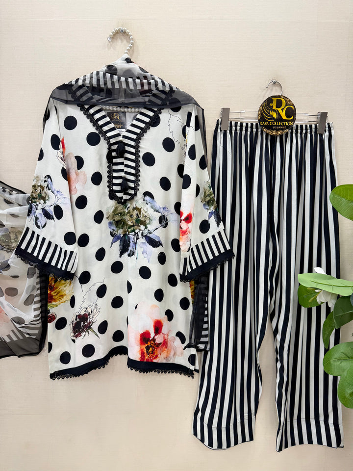 polka dot Pakistani Farshi suits