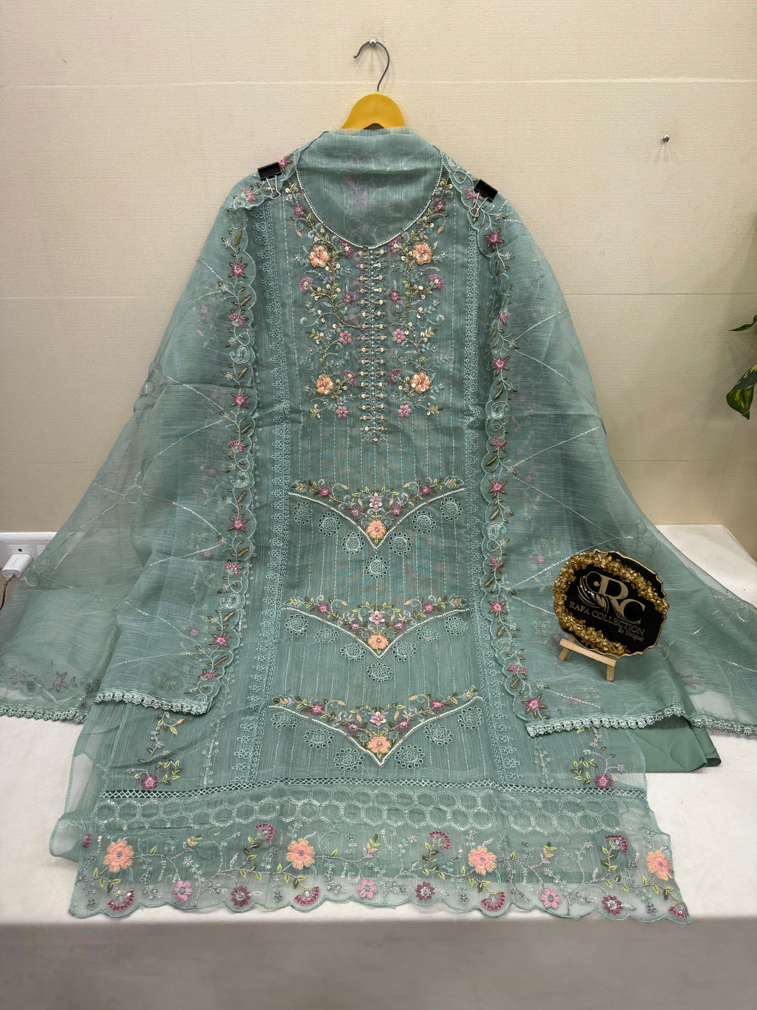 Organza Pakistani unstitch suits