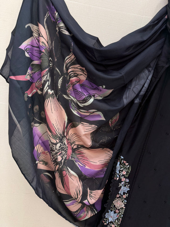 Pakistani Embroidered suits