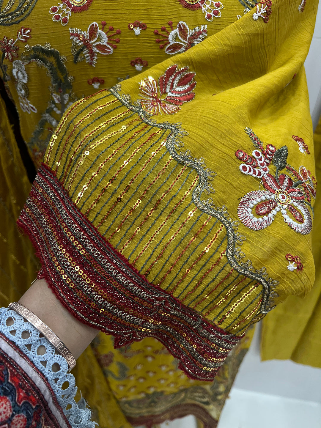 Chiffon embroidered suits 3175