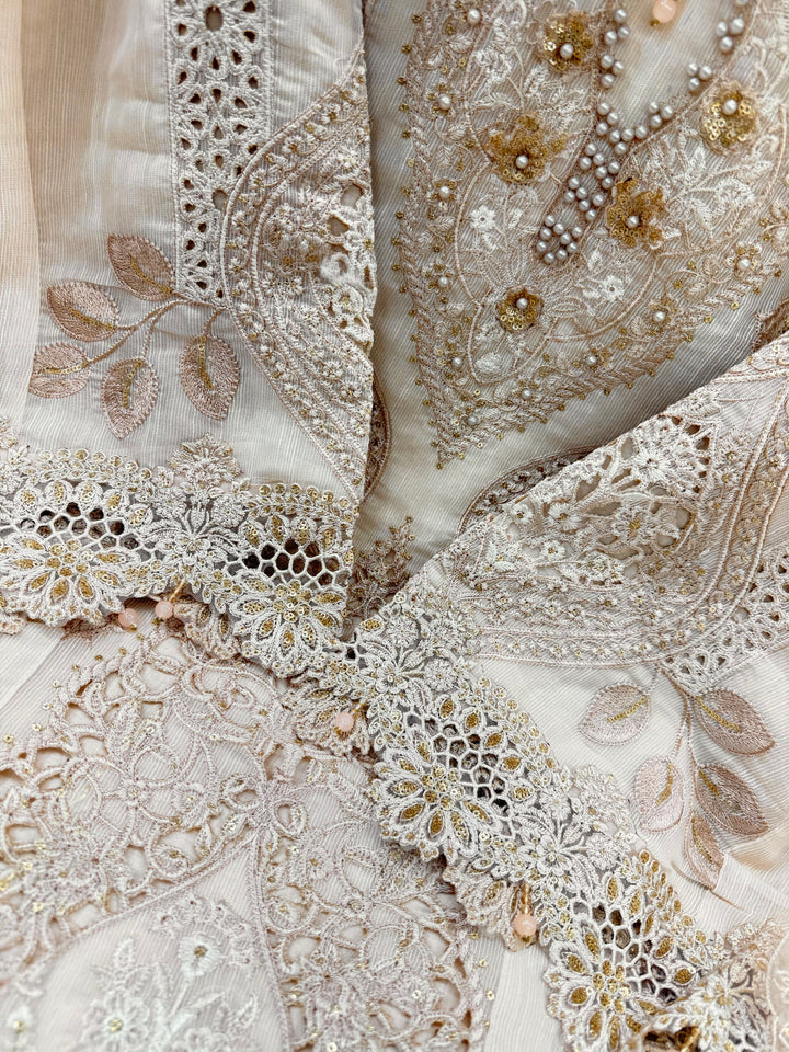 Premium cutwork suit 7014