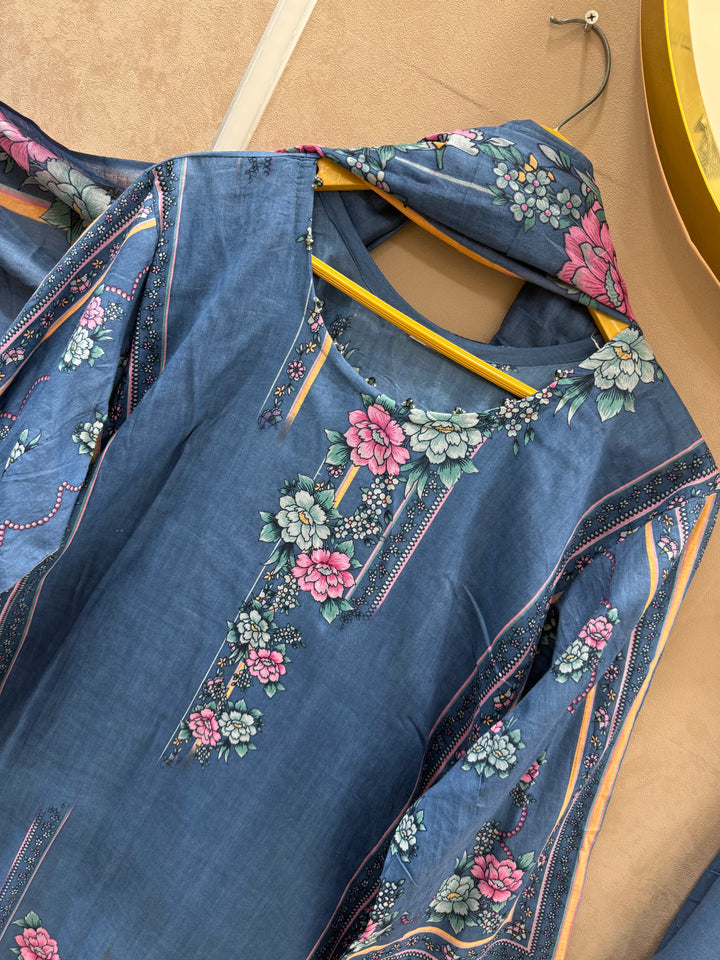 Cotton printed suits