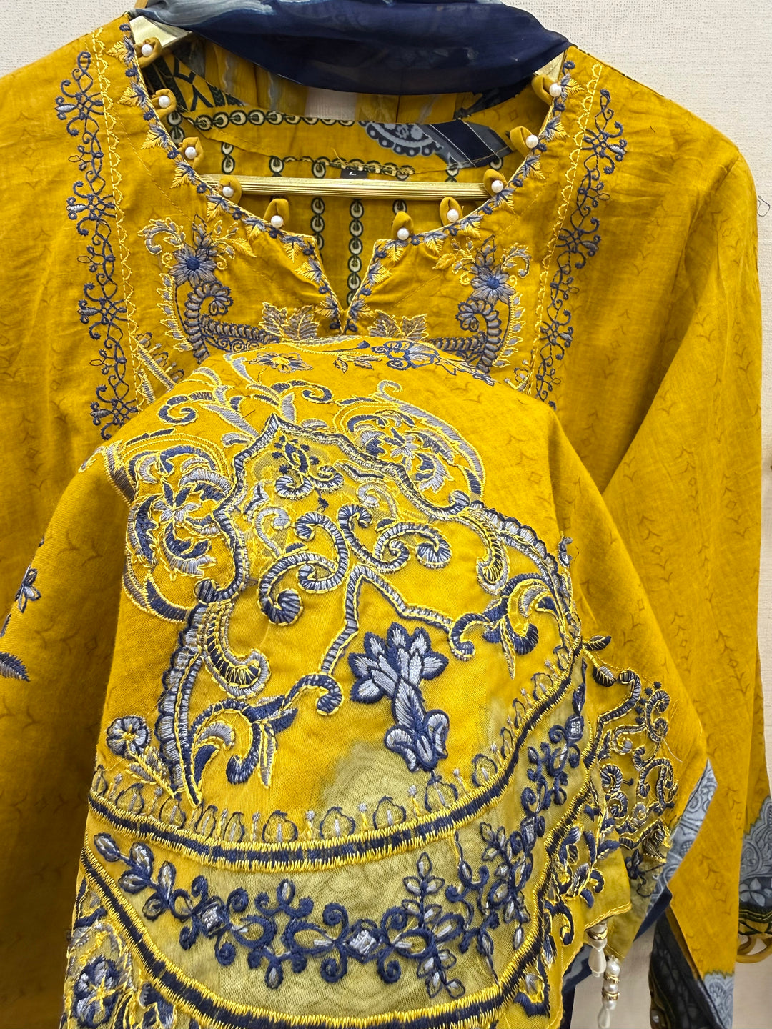 Cotton embroidered suits