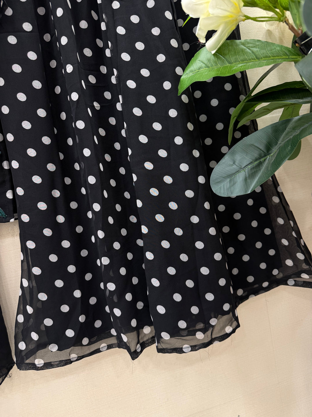 Polka dot 3d flower suits