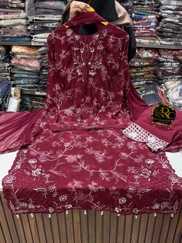 Pakistani formals suits 3105