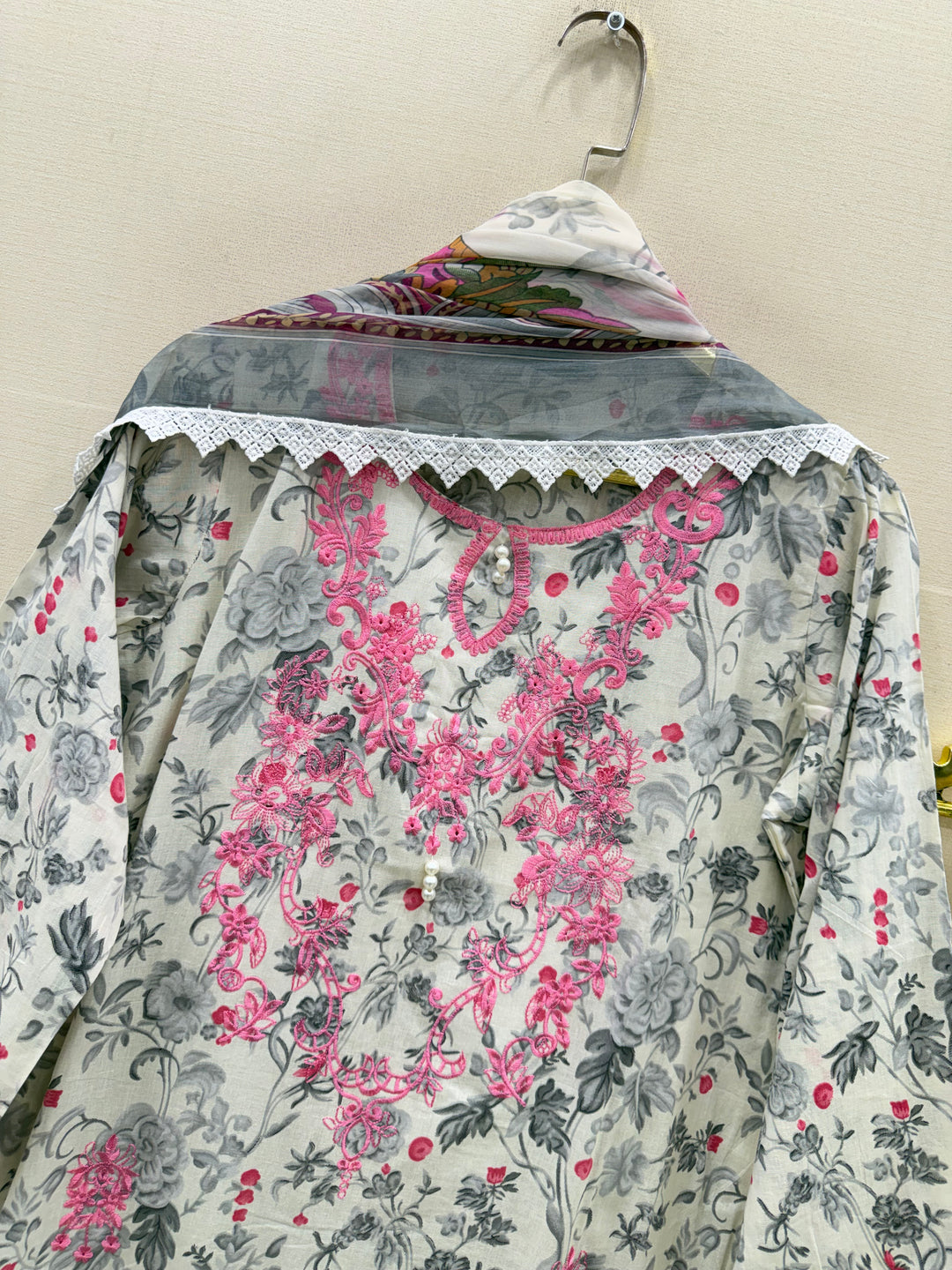 Pakistani printed embroidery suits