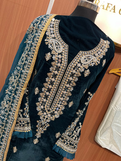 VELVET LUXURY EDIT 1607