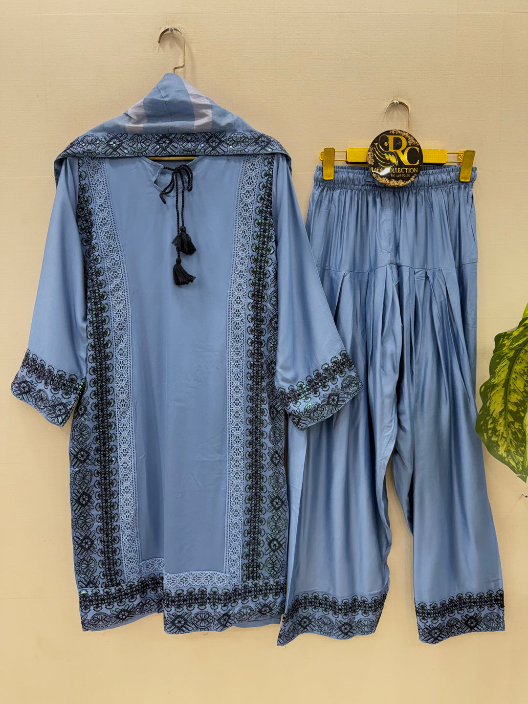 Pakistani Farshi Salwar suits