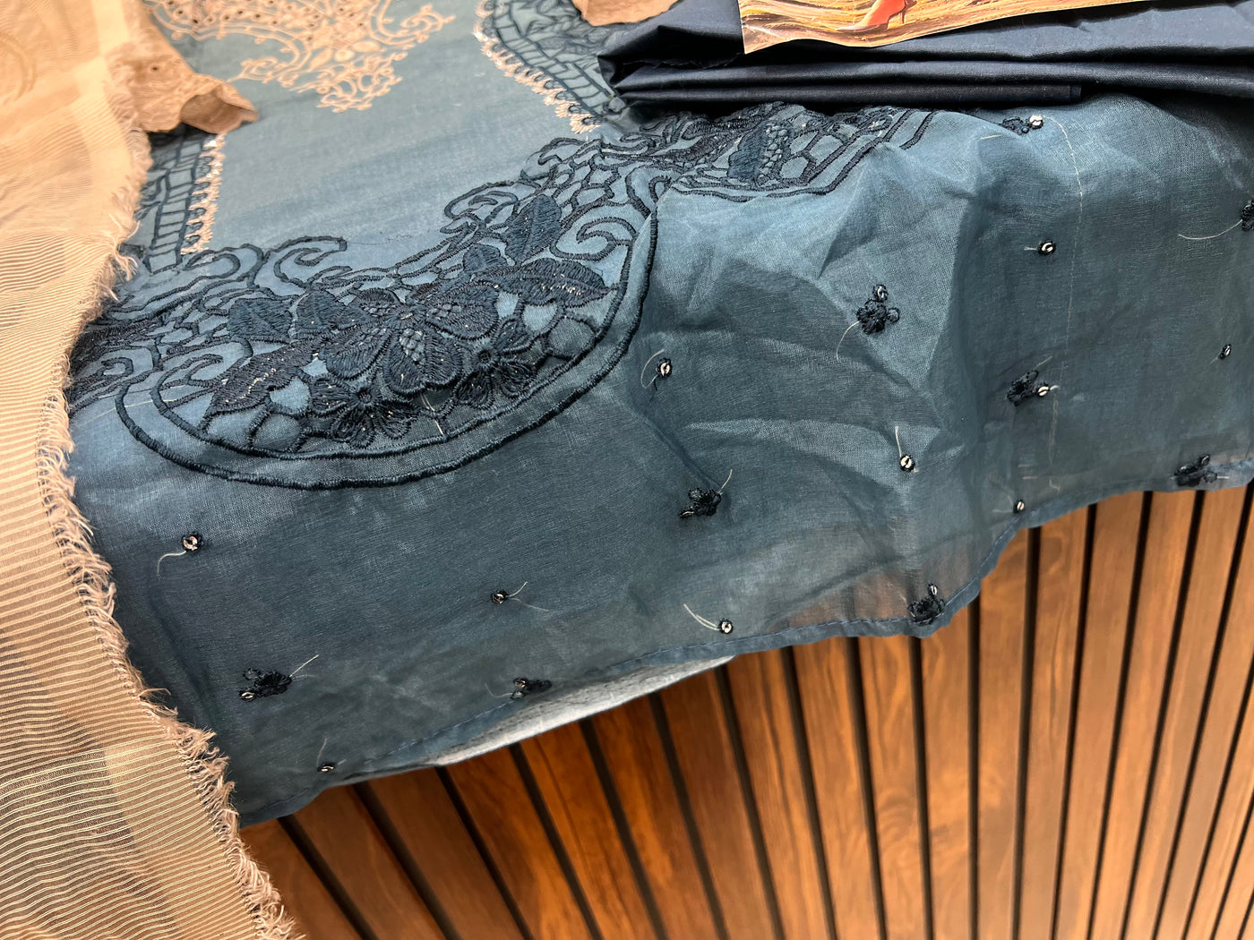 Cotton unstitched suits 1296722