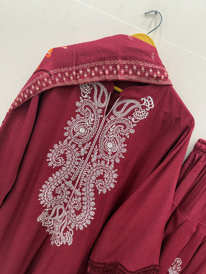 Pashmina Farshi sets