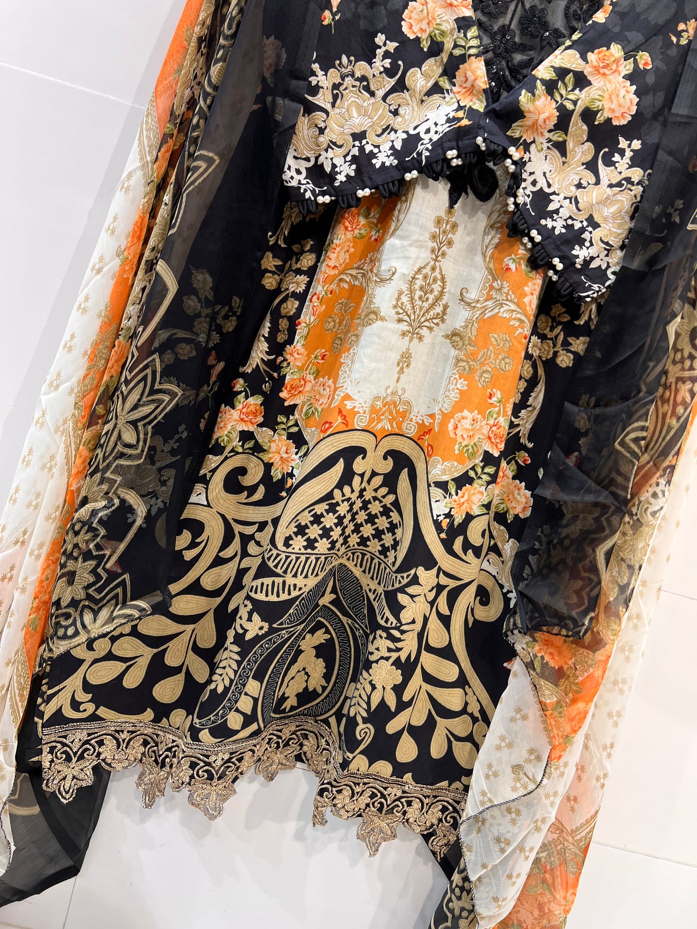 Pakistani suits 2517
