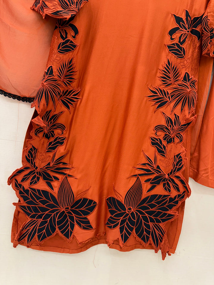 Cutwork embroidered suits