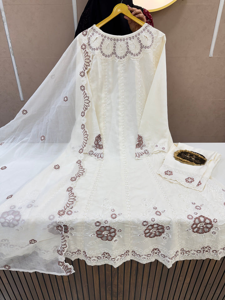 Embroided Gowns 4002