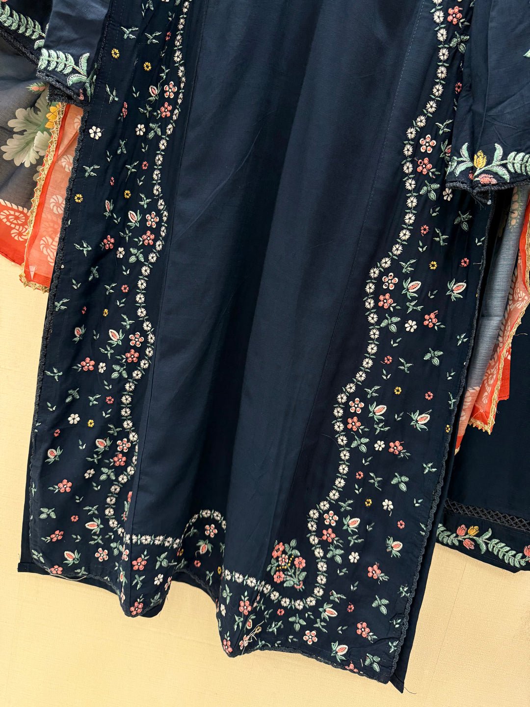 Pakistani Long Suits
