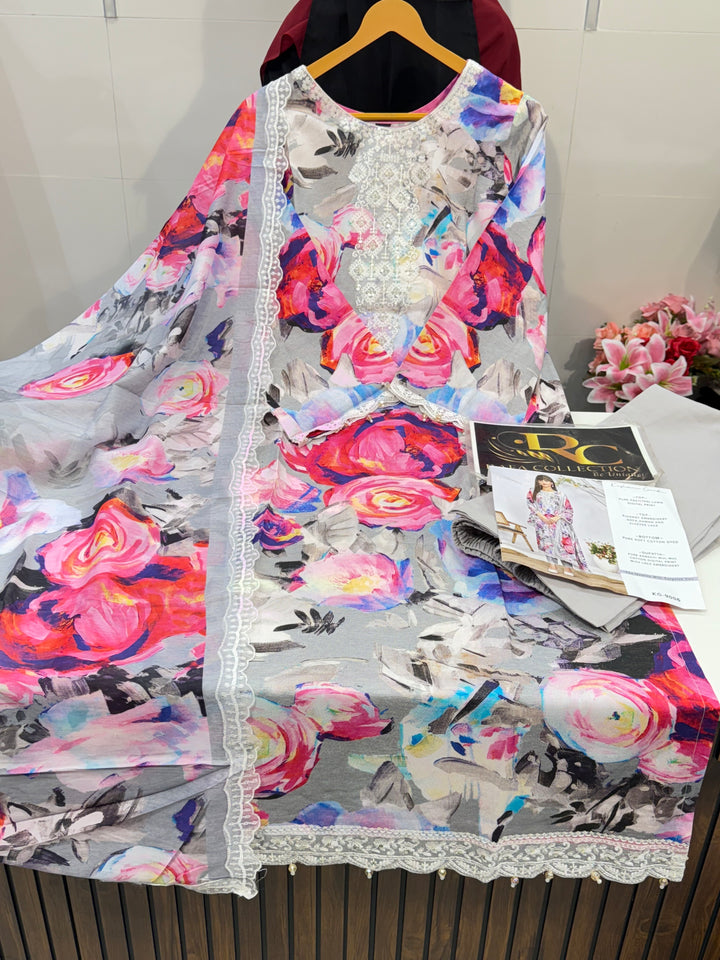 Luxurious Lawn Suits 3622