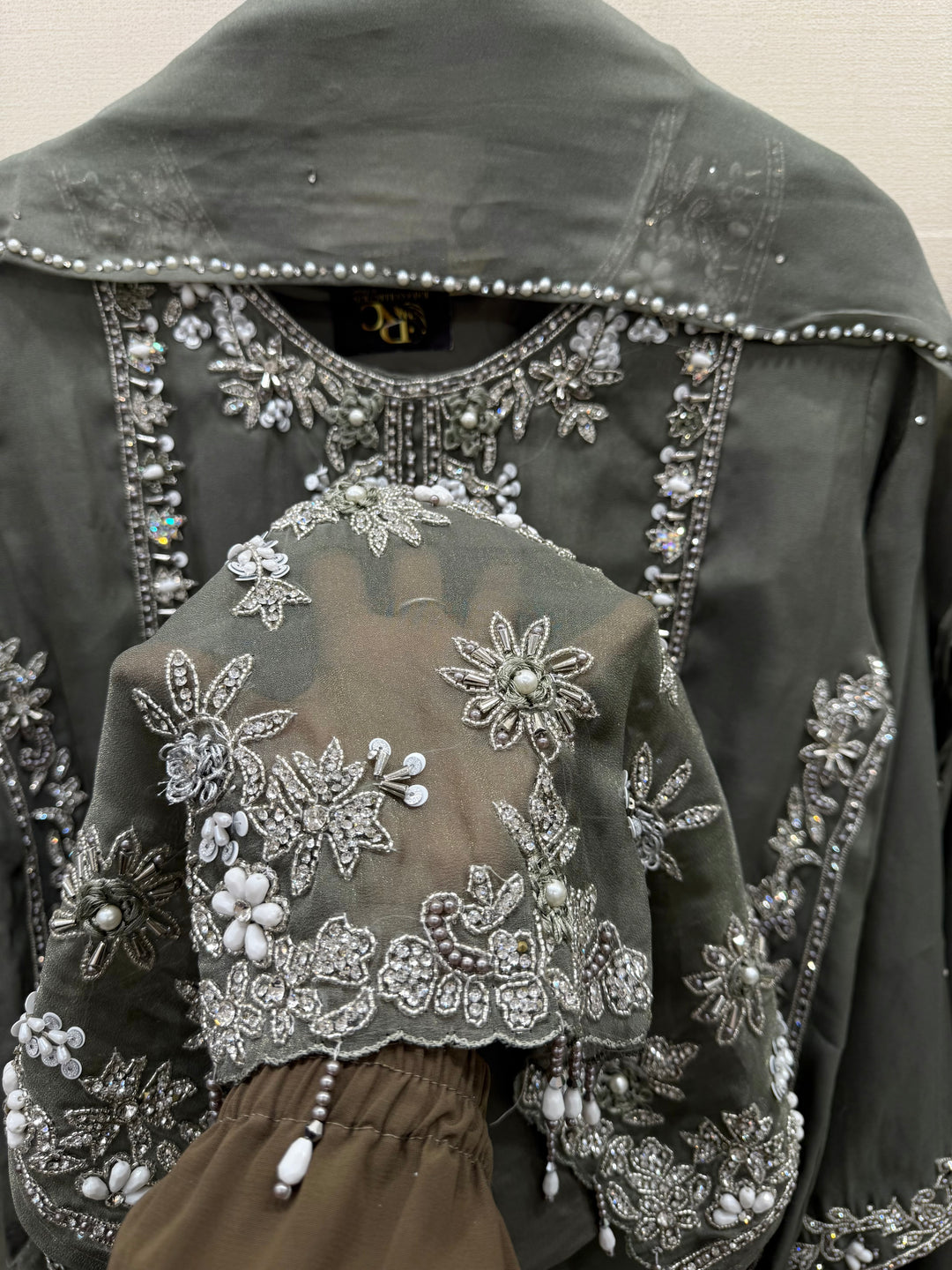 Pakistani heavy suits