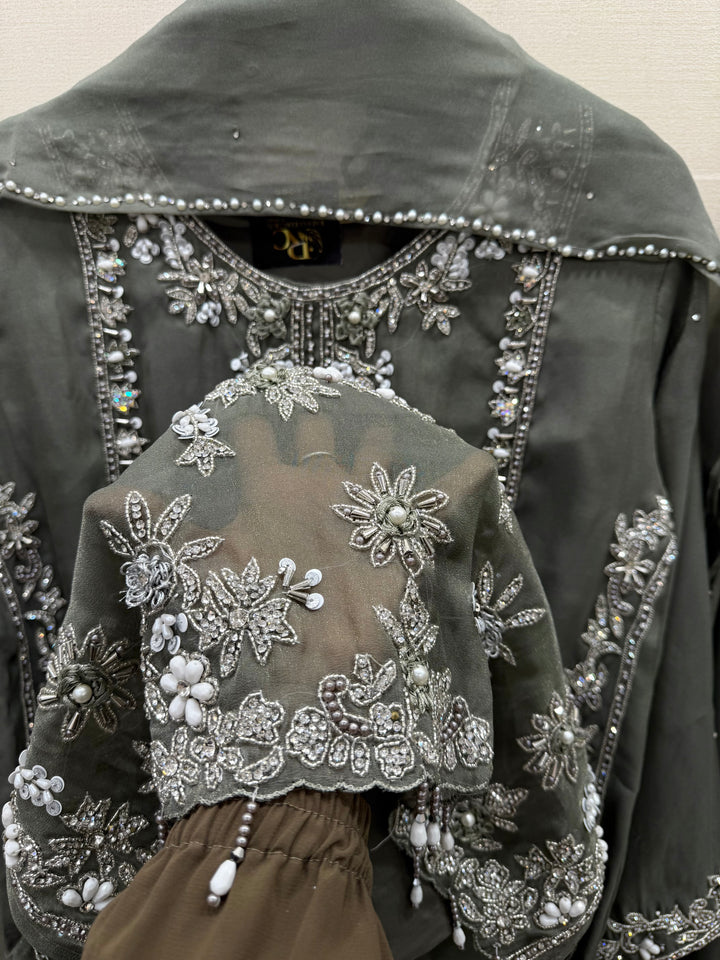 Pakistani heavy suits