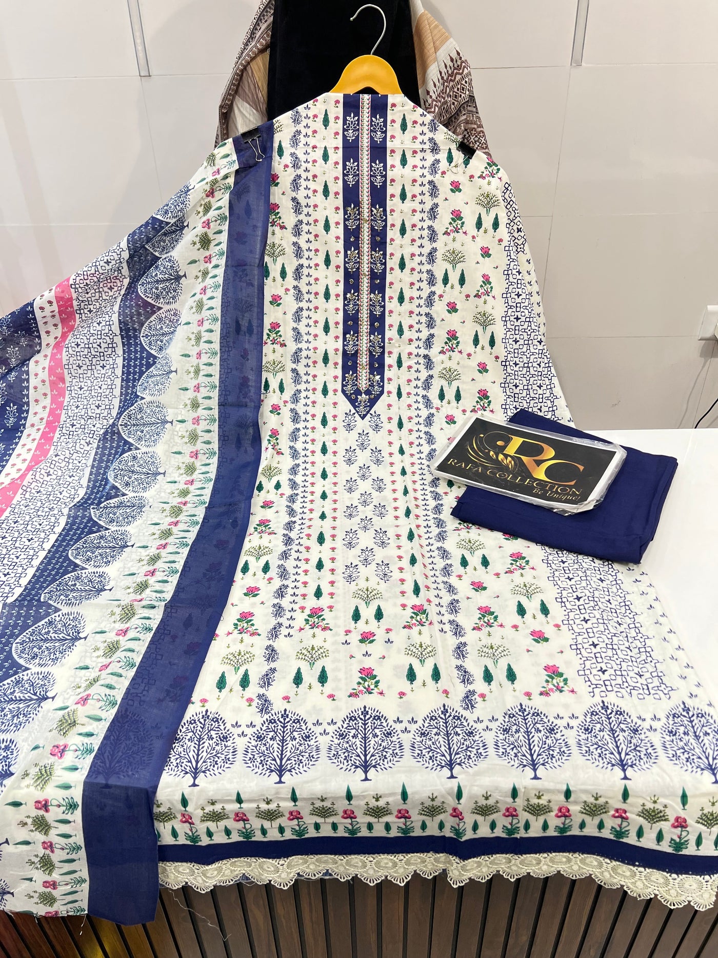 SALE Cotton Suits 622