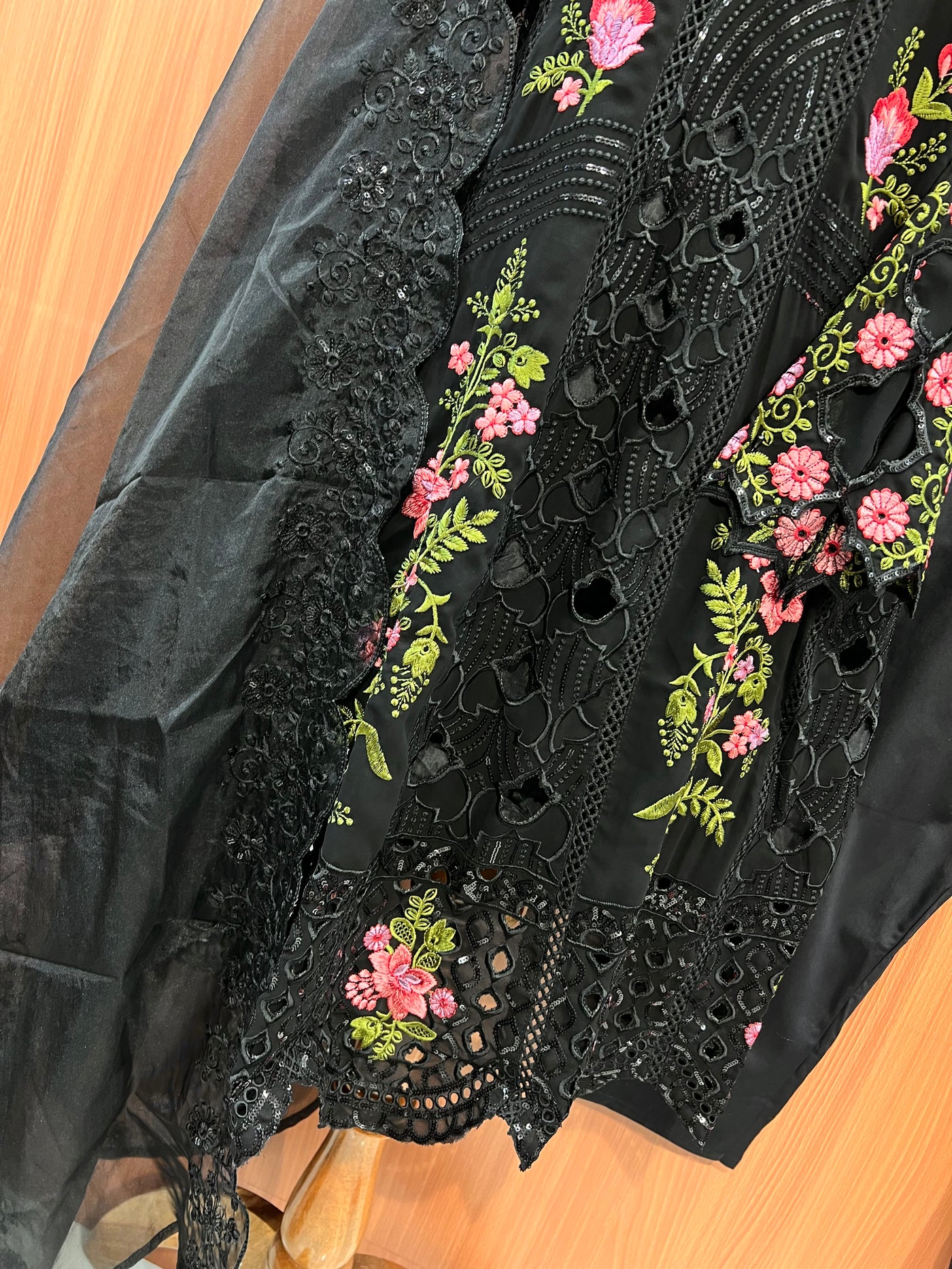 Premium pakistani suits 2531