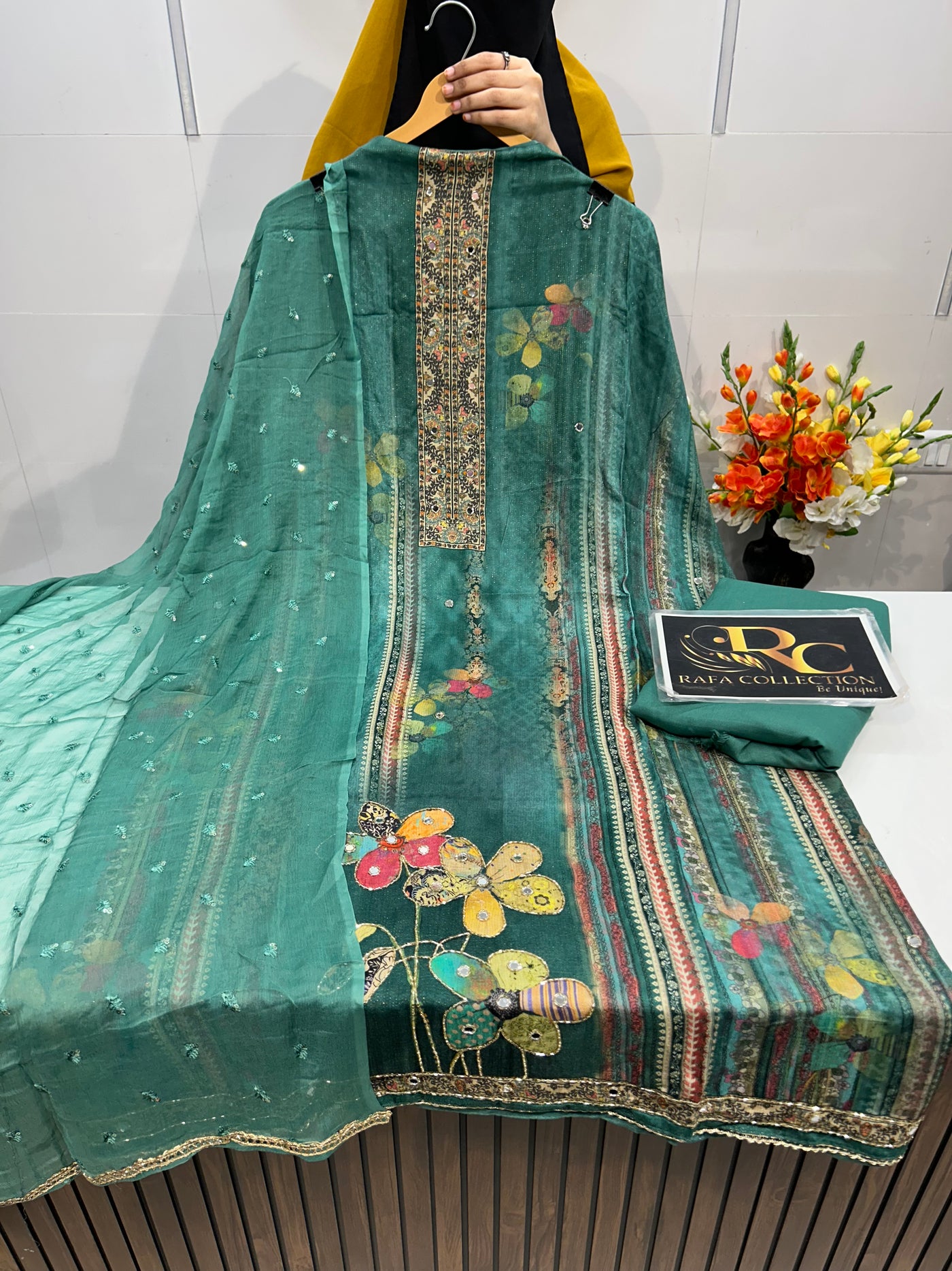 Muslin Suit 1654