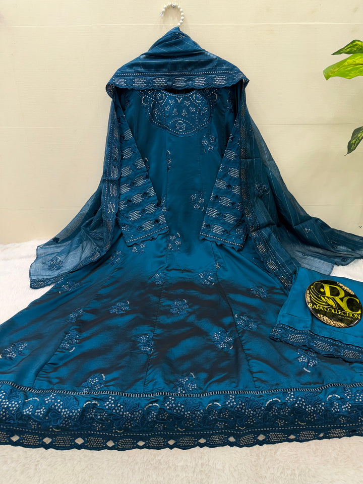 Premium cutwork long suit