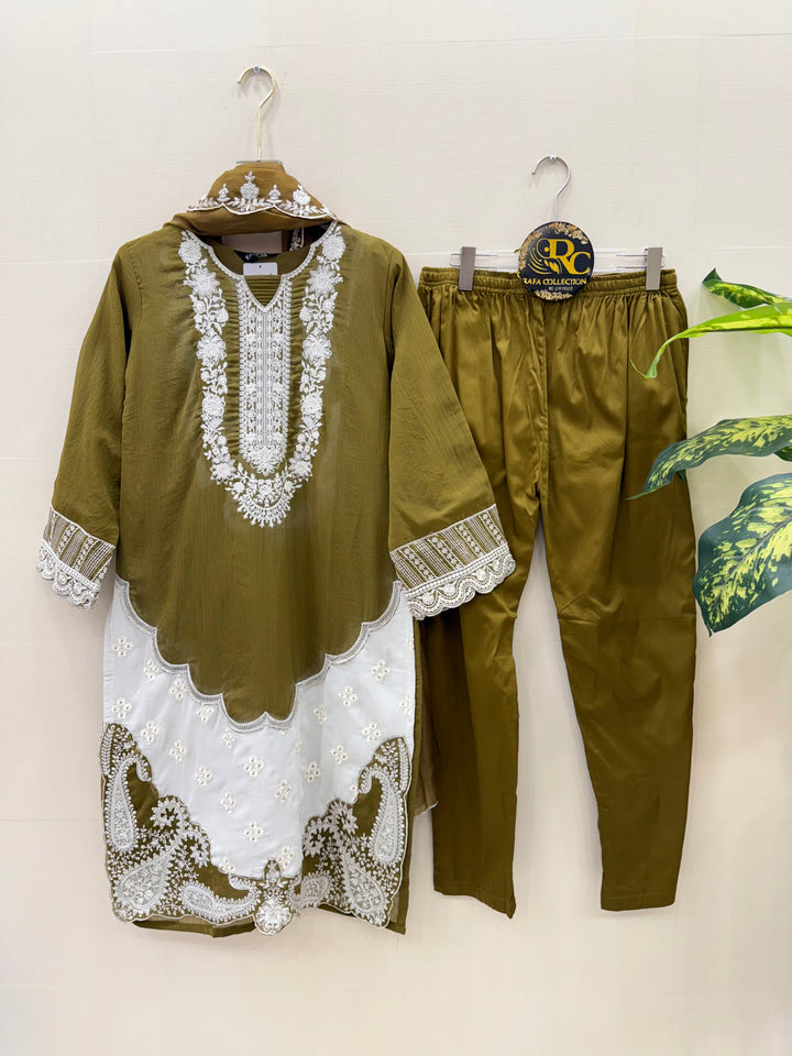 Pakistani Formal suits 2944