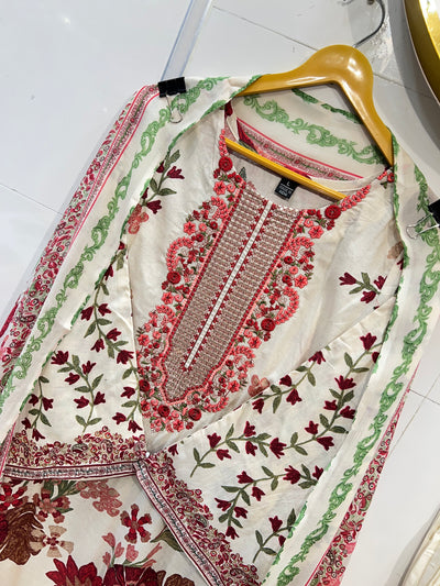 Paki Embroided suits  3410