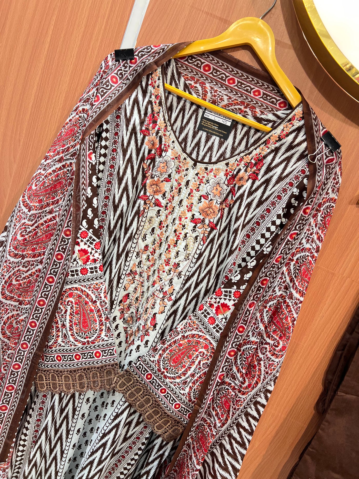 Pakistani formals 2627