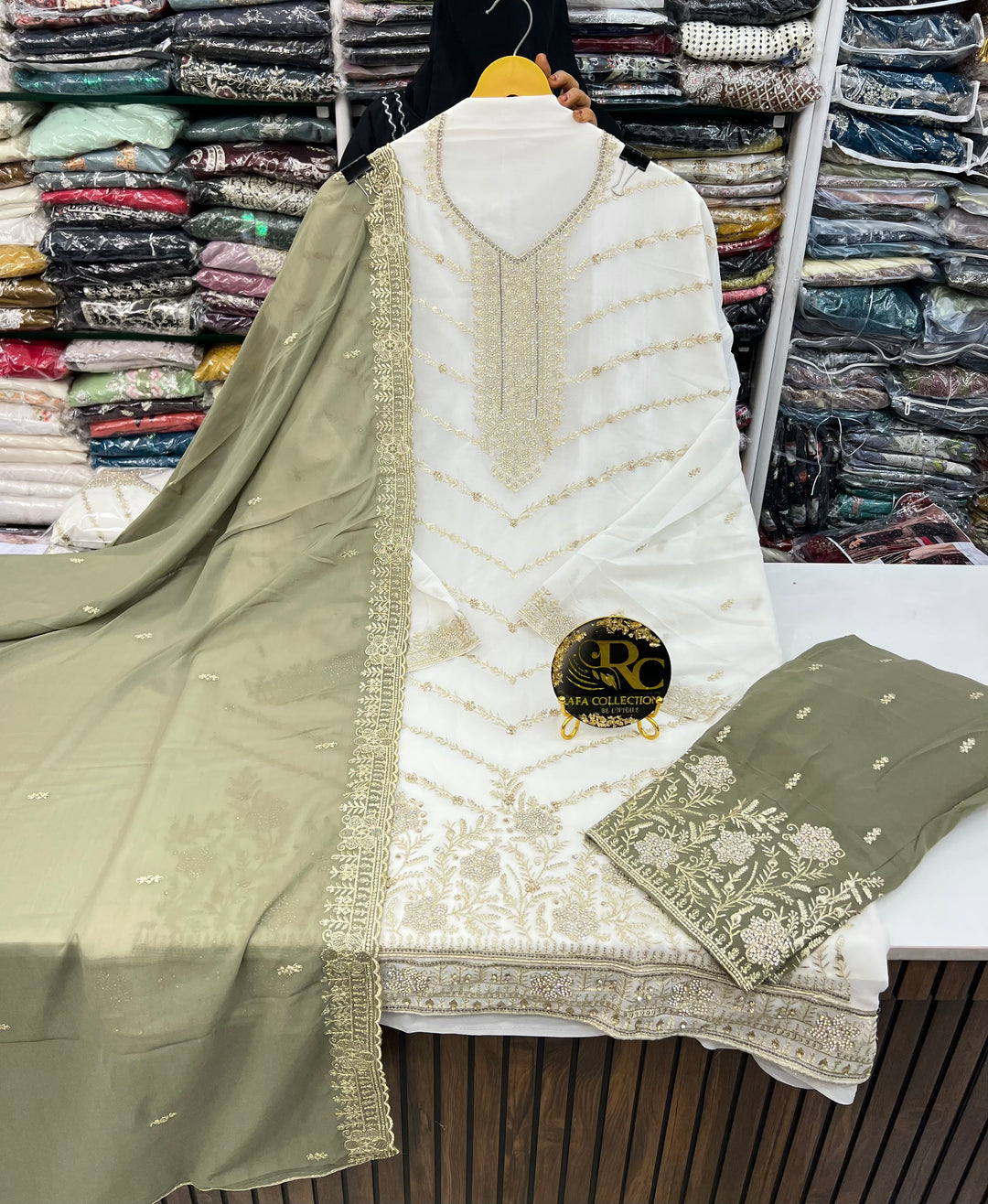 Georgette Unstitched Suits 845