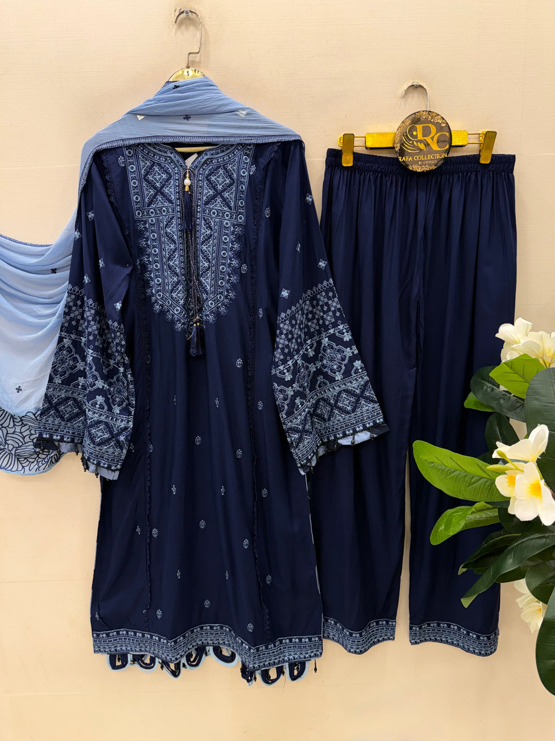 Hania amir’s inspired suits
