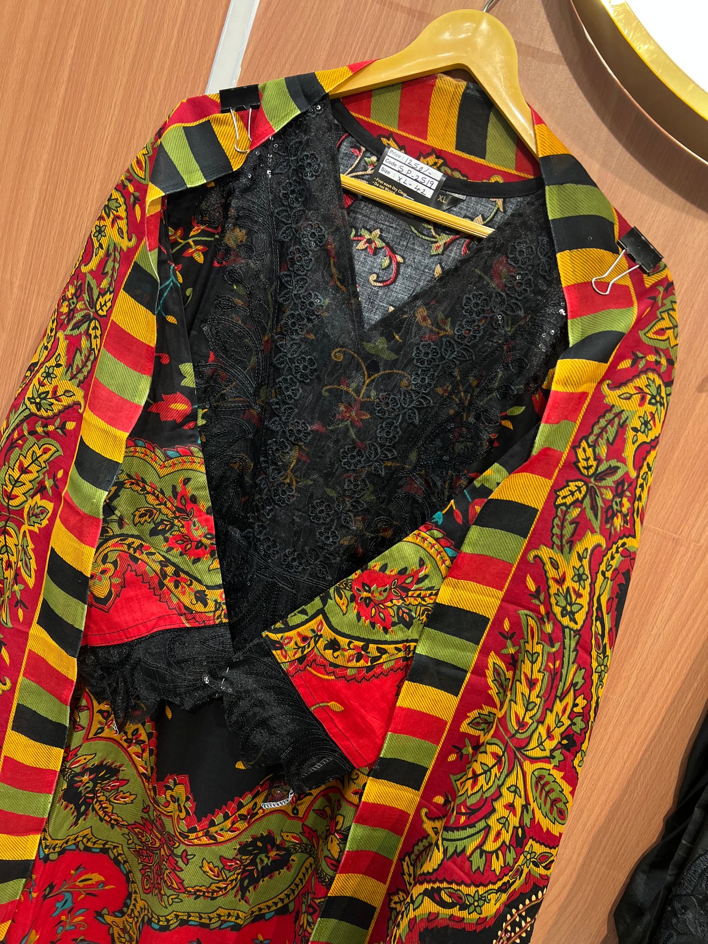 Pakistani patch work suit 2519
