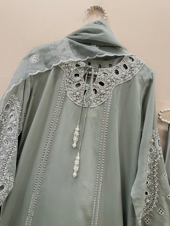 Premium cutwork long suits
