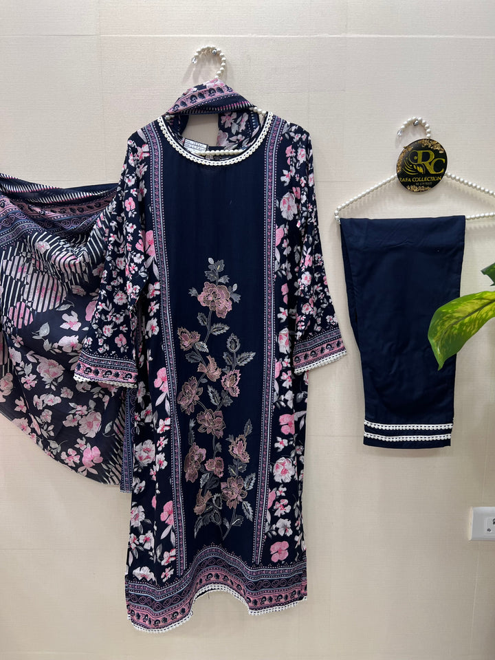 The Hermitage lawn suits 4008