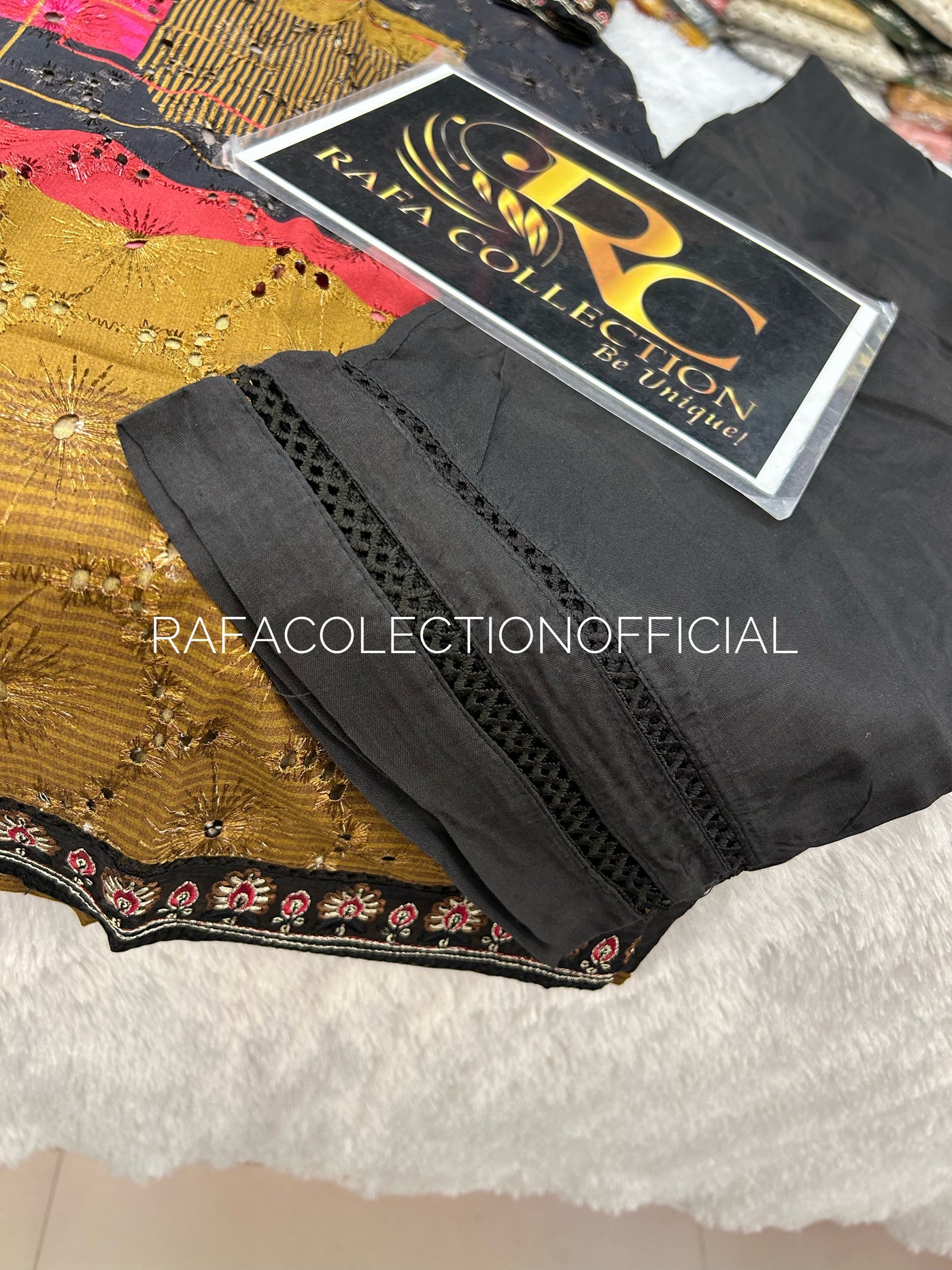 Embroided karachi suit 001
