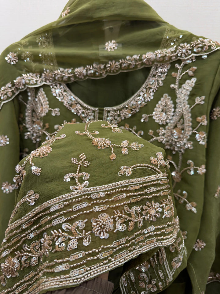 Pakistani Farshi Suit