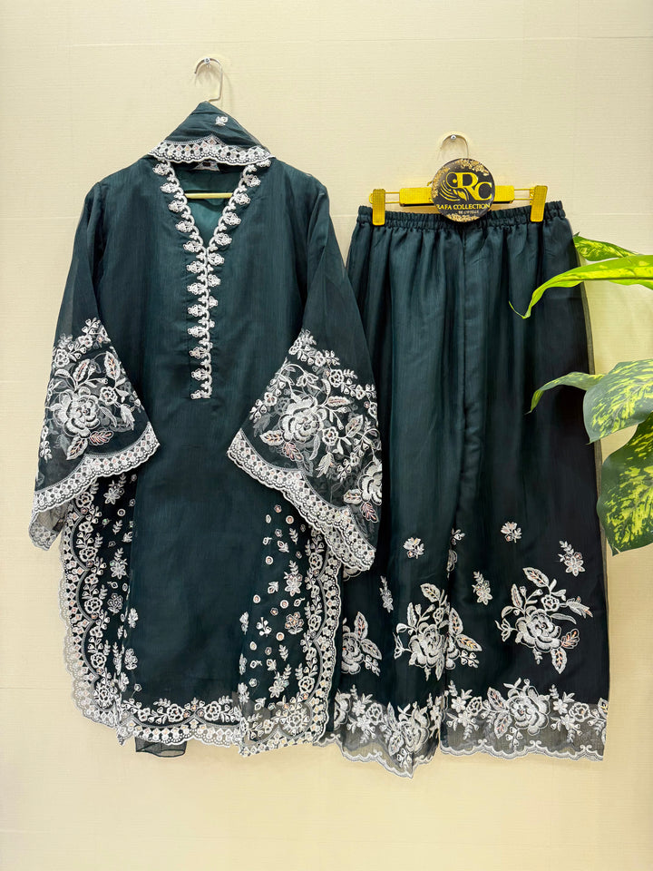 Pakistani Embroided luxe edit 29071