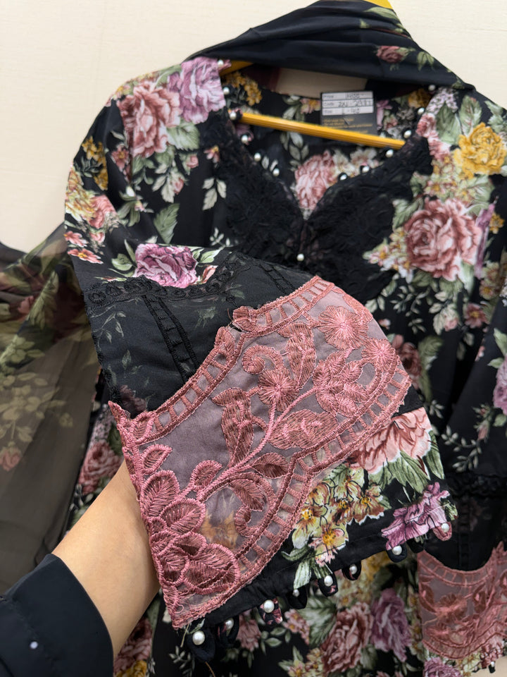 Pakistani patch work suits 2987