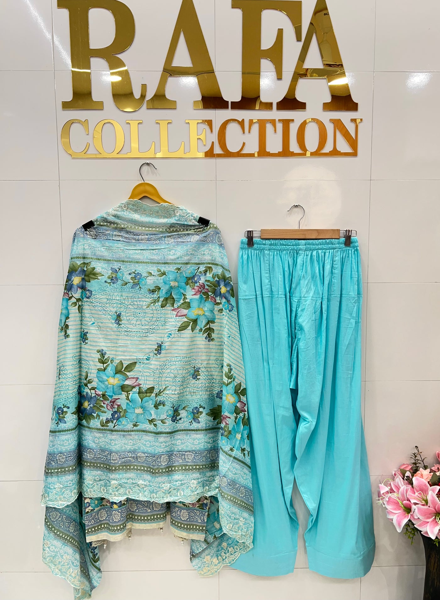 Farshi Pakistani suits 2590