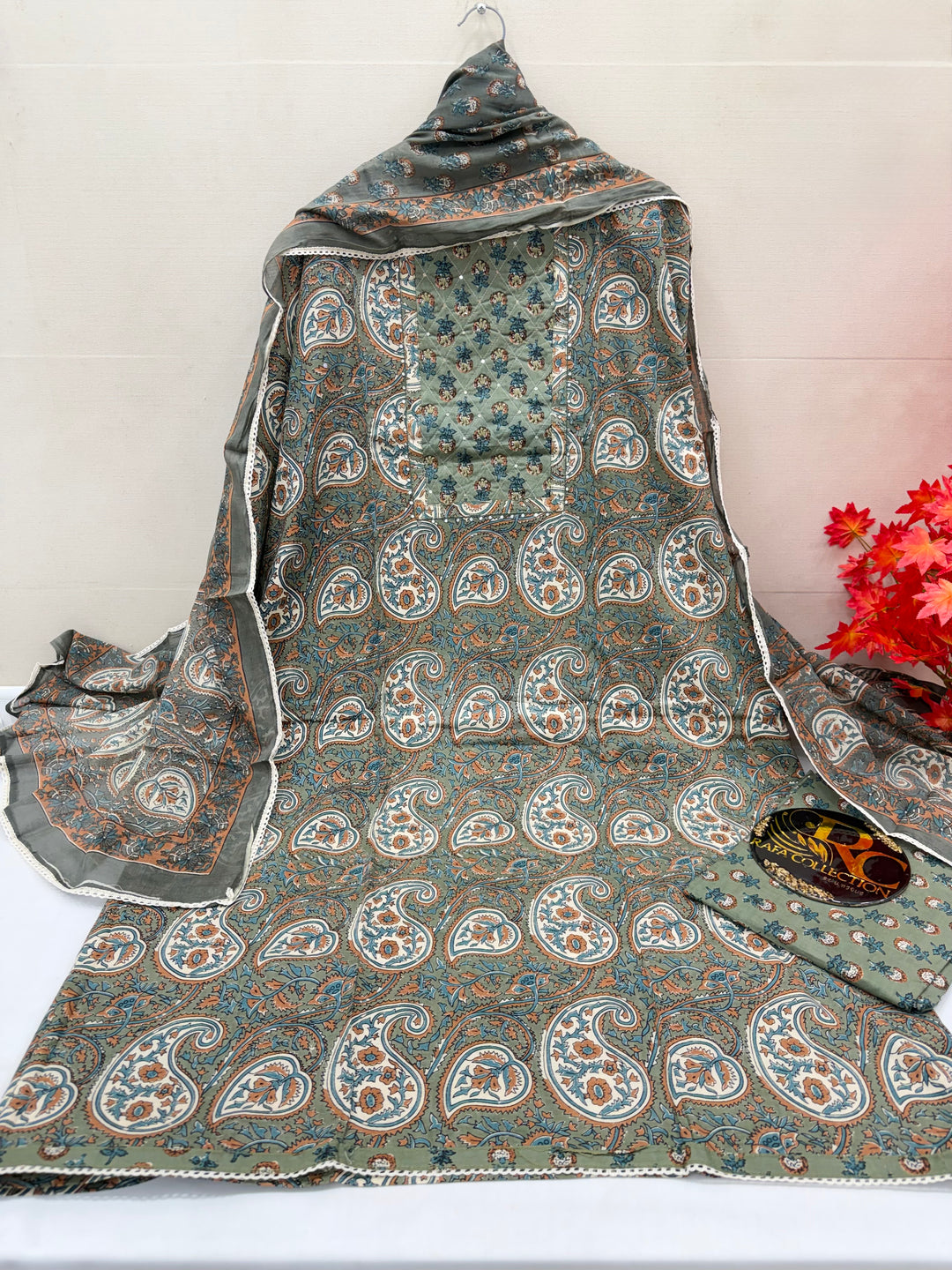 Cotton printed unstitch suits