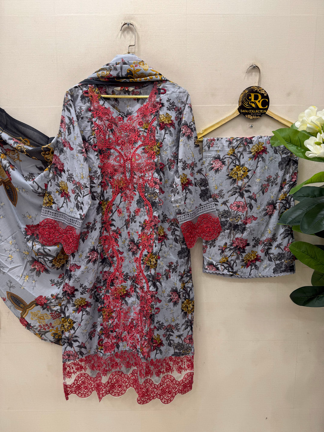 Embroided Pakistani suits