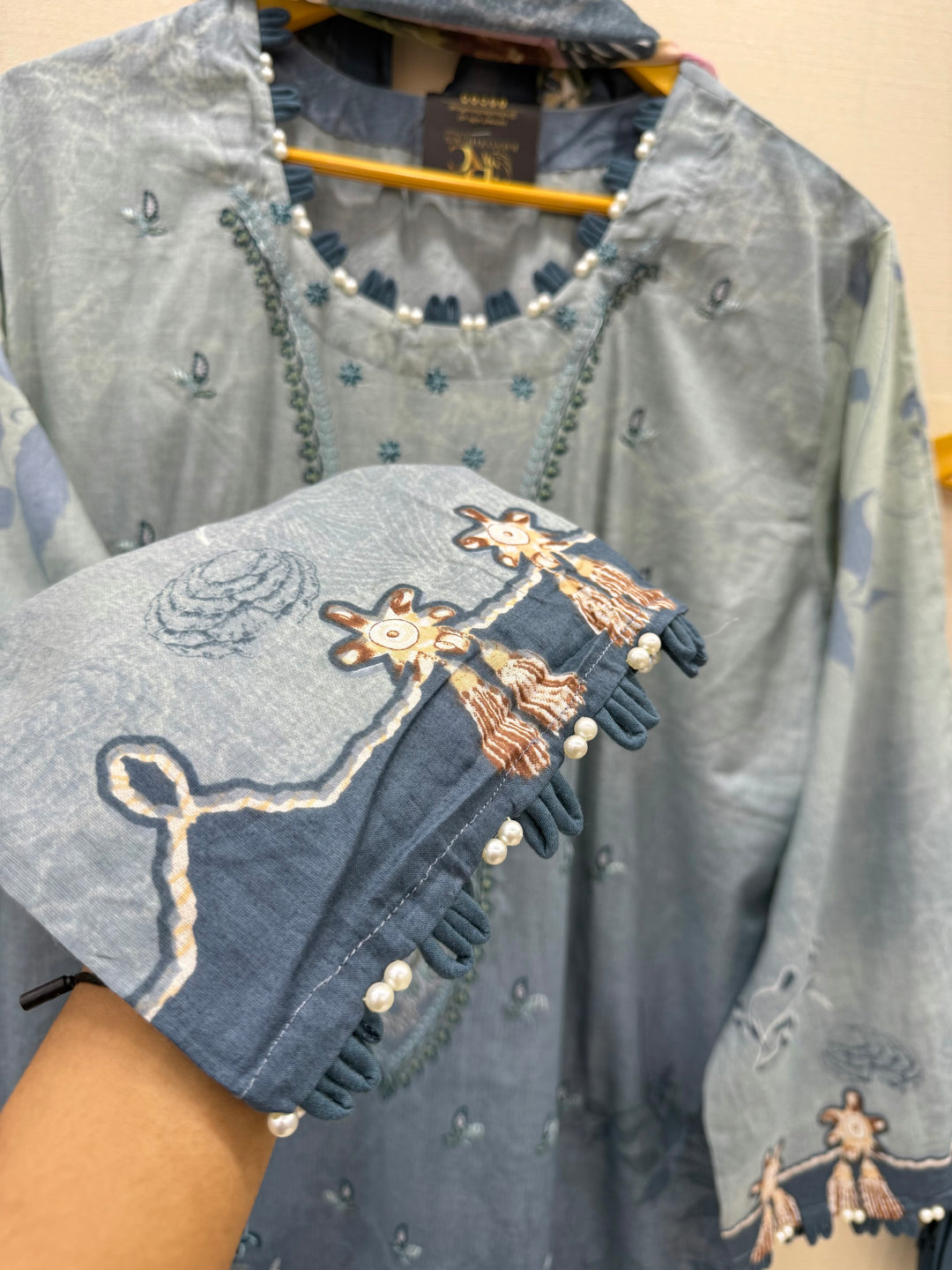 Embroided cotton Suits 2575