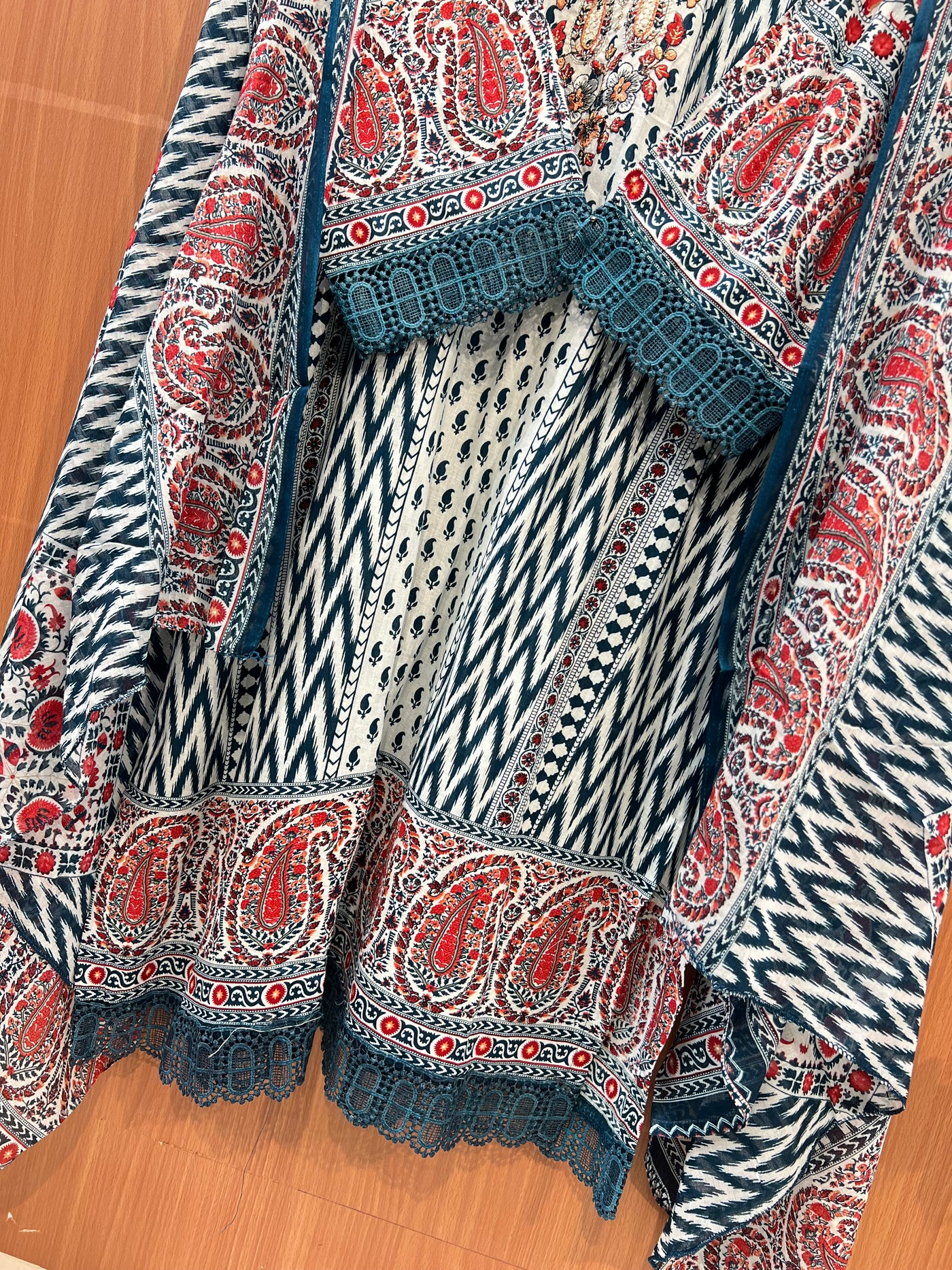 Pakistani formals 2627