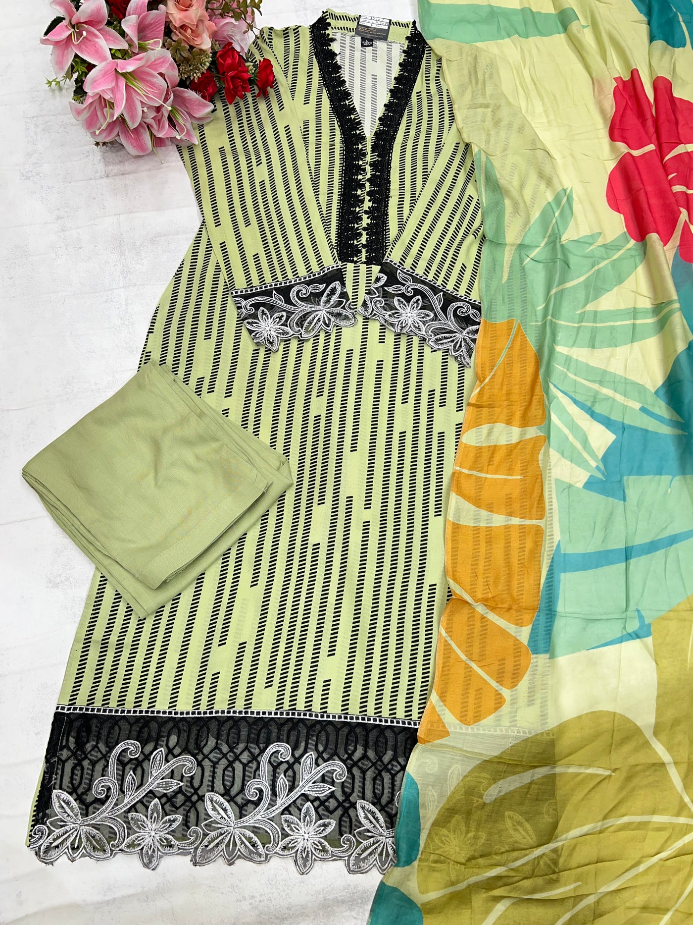 Pure Lawn suits  2529