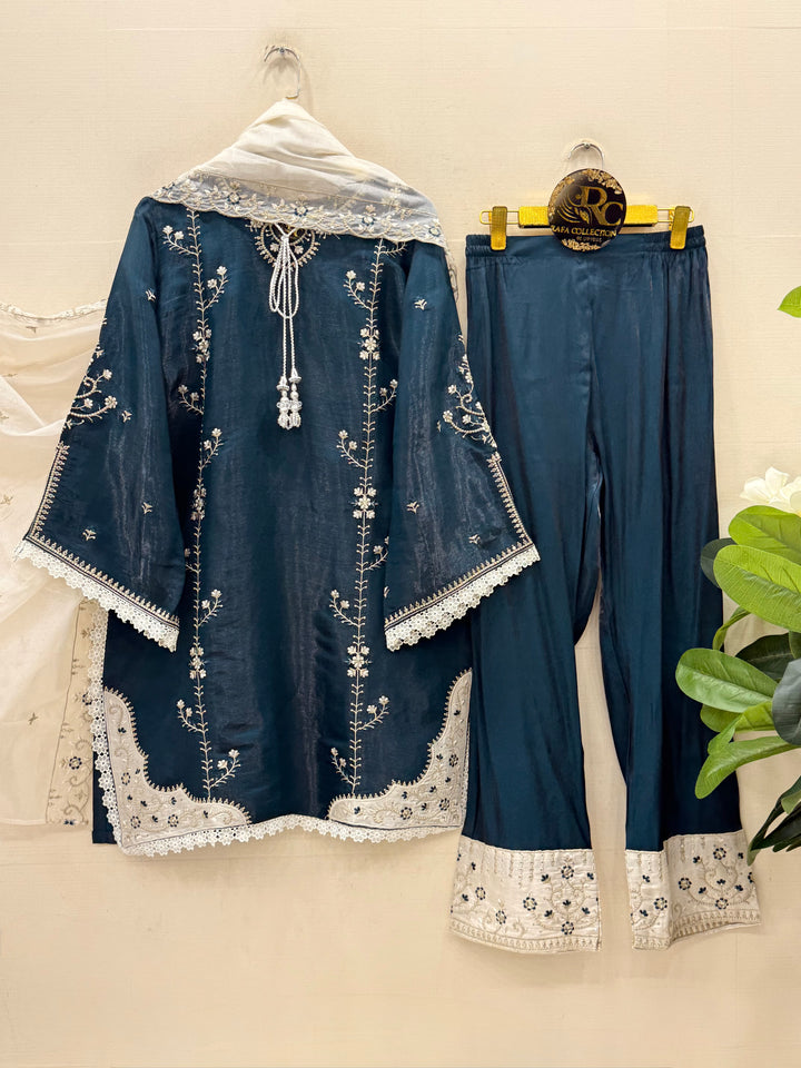 Pakistani Formals Sets