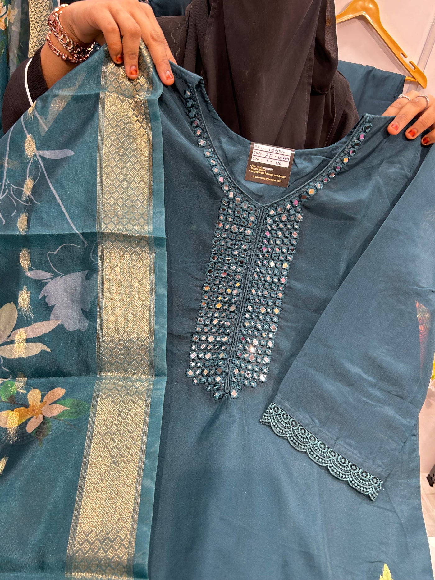 Organza Suit 1654
