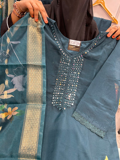 Organza Suit 1654