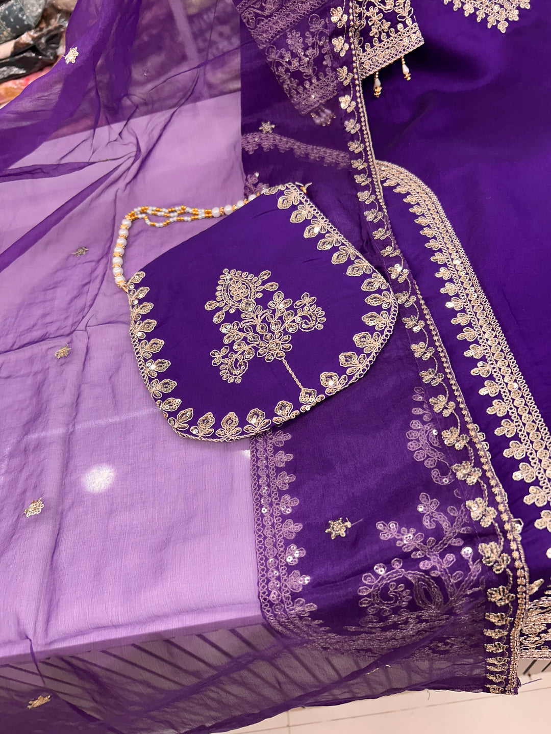 Party wear suits 1613