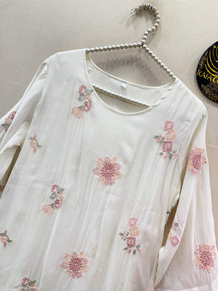 Mal chandheri Embroidered Gown’s