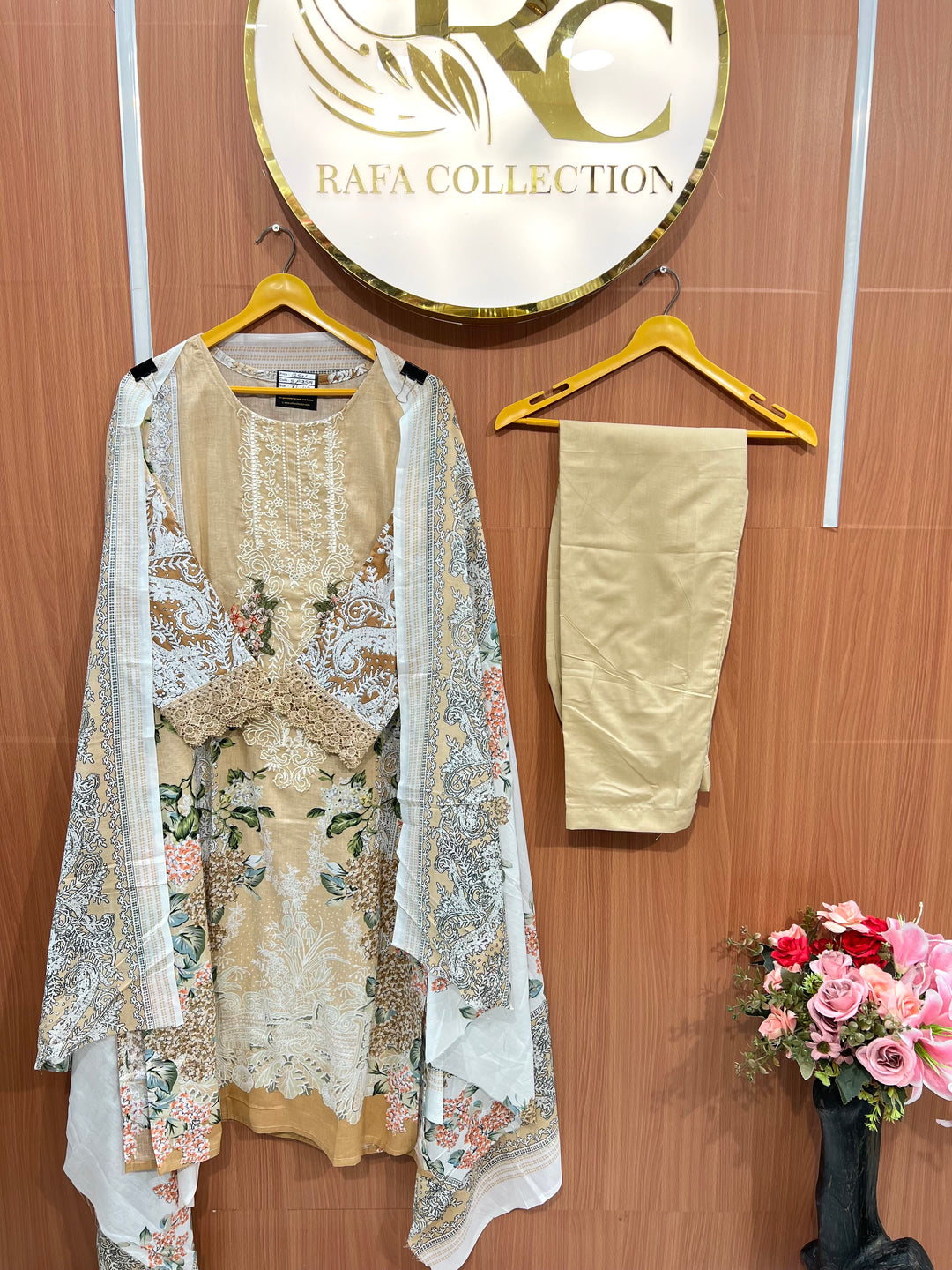 Pakistani patch work suit 2519