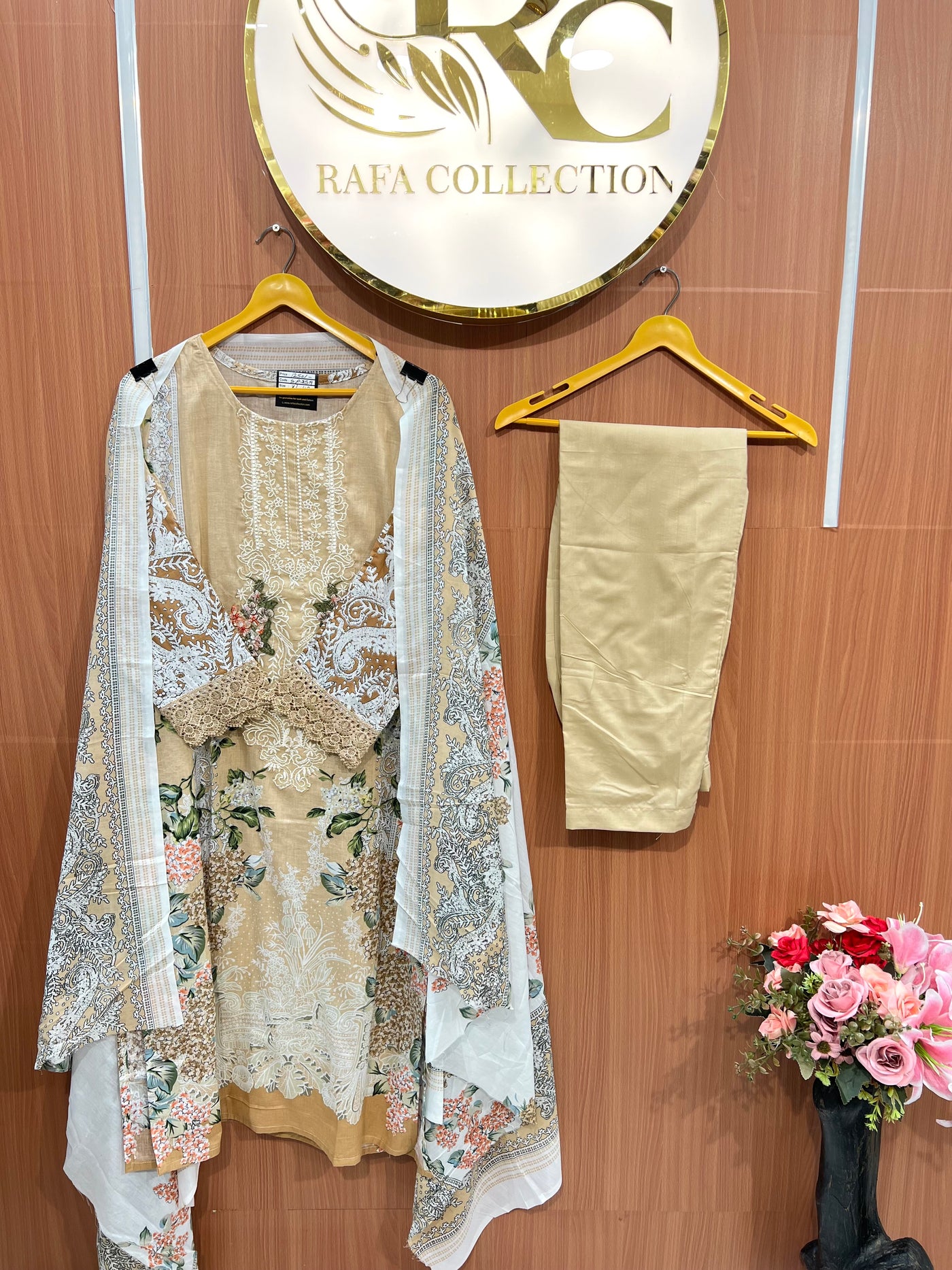 Pakistani patch work suit 2519